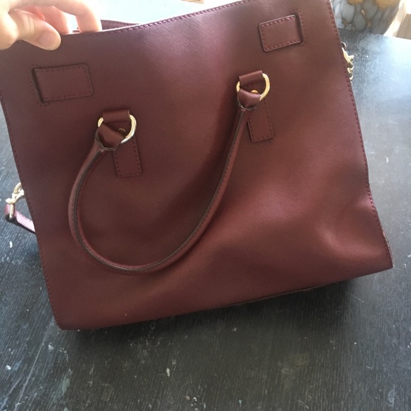 Michael Kors Large Hamilton Tote - Picture 2 of 3